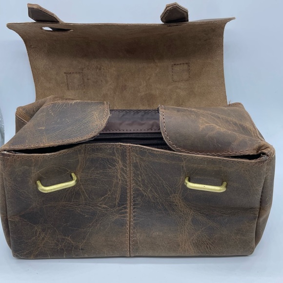 NWOT Creative Leather Arts Toiletry Bag - Picture 6 of 10